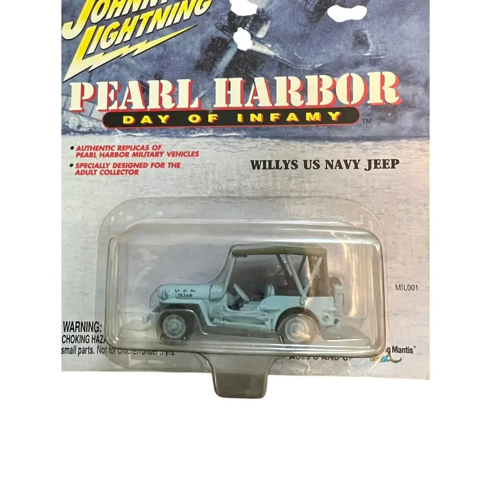 Johnny Lightning Pearl Harbor Willy US Navy Jeep new in packaging